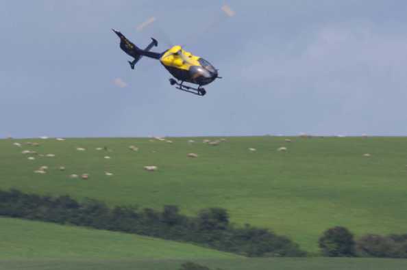 07 July 2020 - 15-15-40
This seemed to be a likely exercise. Into the river (well, above it) a quick circle......
----------------------------
Devon & Cornwall Police Helicopter G-CPAS